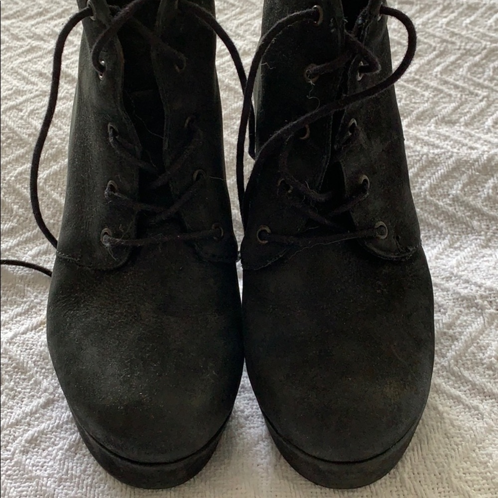 Boot heels - Picture 3 of 4